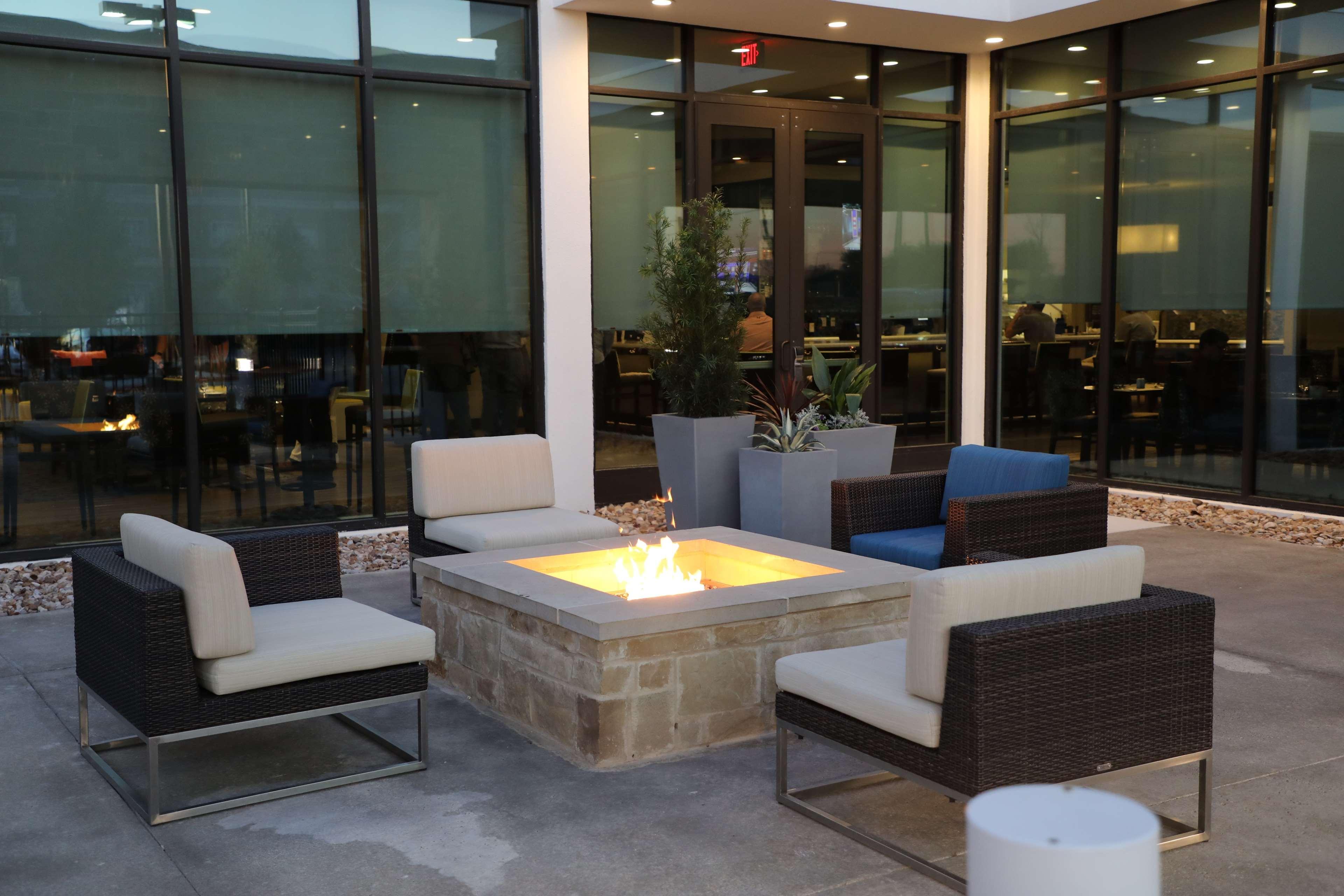 Hilton Garden Inn Austin Airport Extérieur photo
