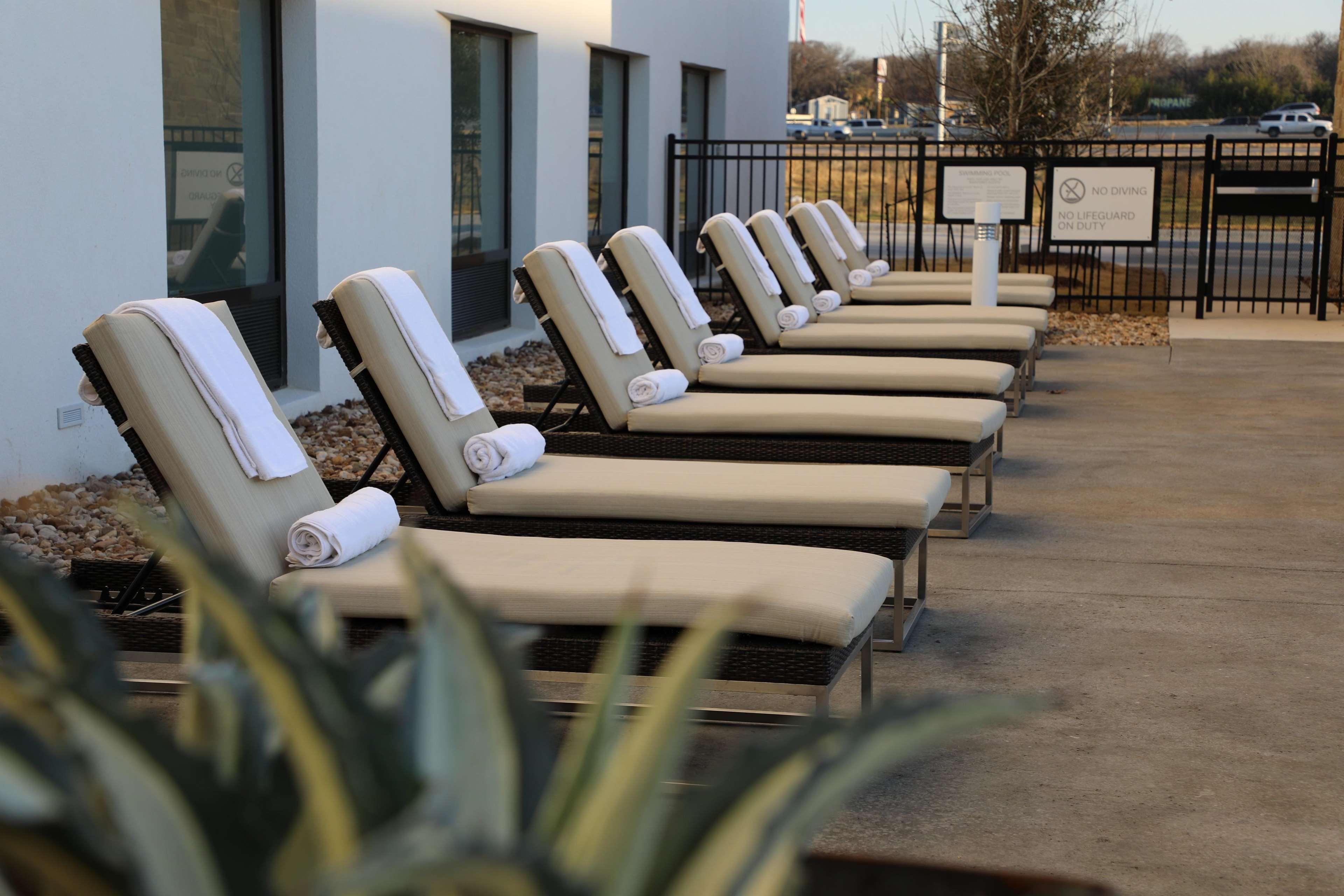 Hilton Garden Inn Austin Airport Extérieur photo