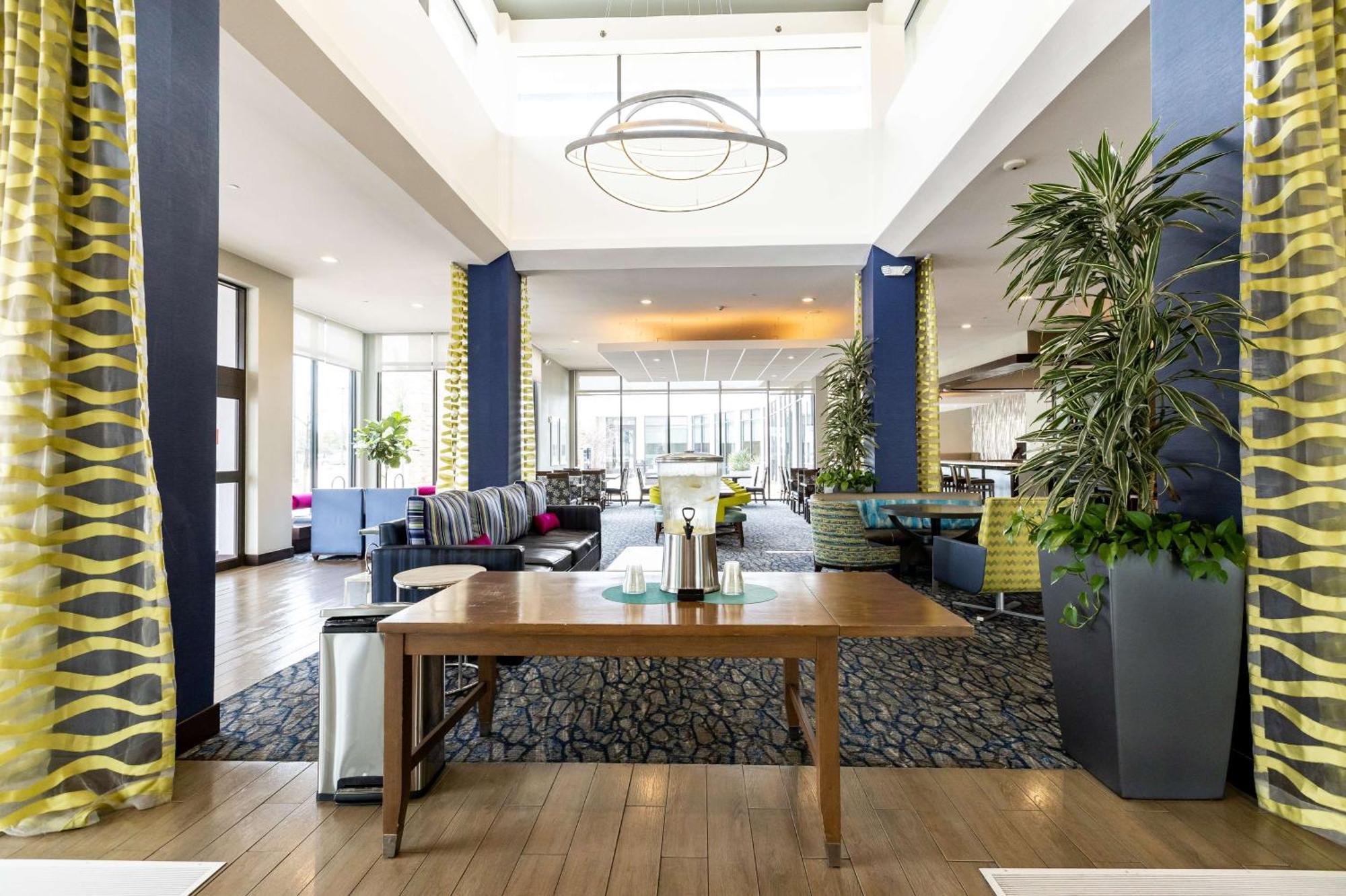 Hilton Garden Inn Austin Airport Extérieur photo