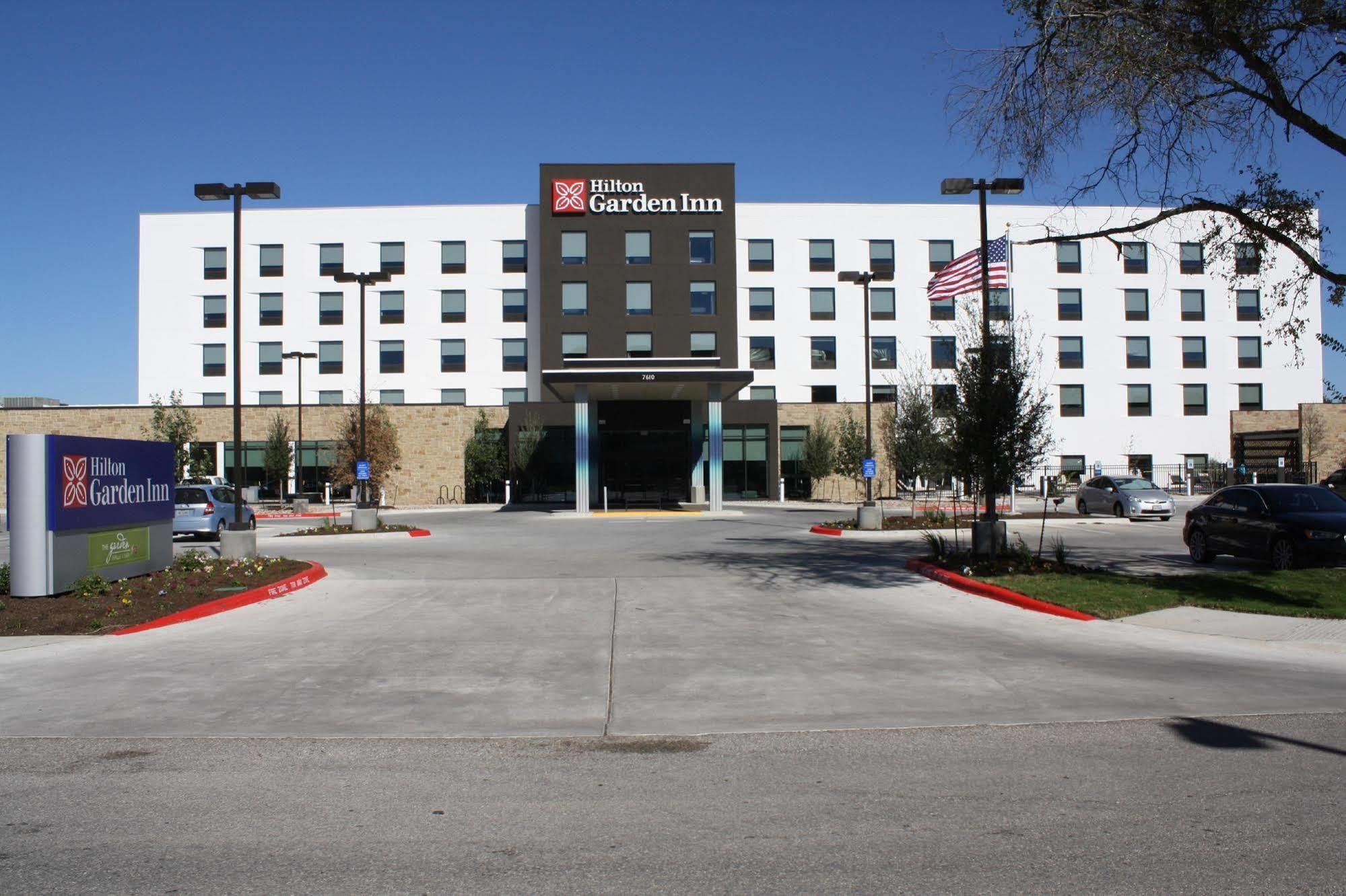 Hilton Garden Inn Austin Airport Extérieur photo